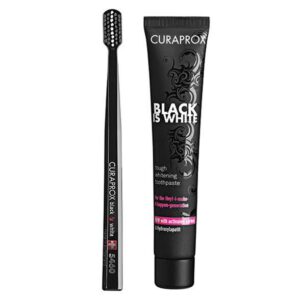CURAPROX BLACK IS WHITE PASTA ZA AKTIVNIM UGLJENOM ZA IZBJELJIVANJE ZUBA 90ML + ČETKICA ZA ZUBE